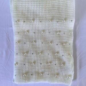 NWOT Wear Proof Stylish Ladies Cream Knit Scarf with Pearls & Sequins